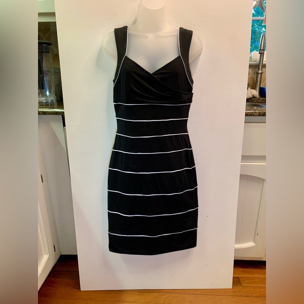 White House Black Market Black and White Sheath Mini Dress
